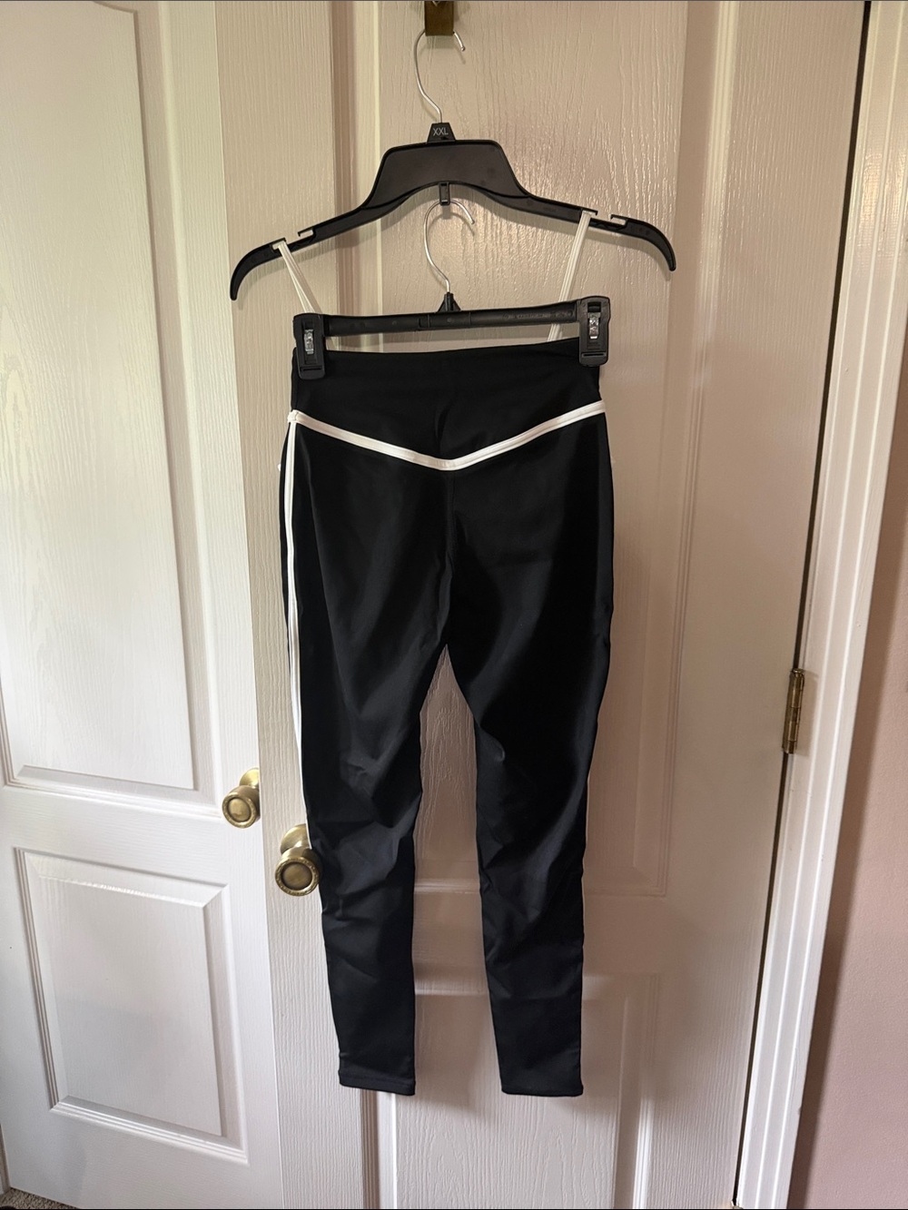 Black Athletic Set - Picture 3 of 3